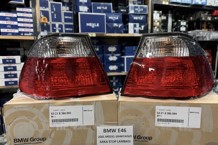 BMW E46 2001 Model Arka Stop Lambası
