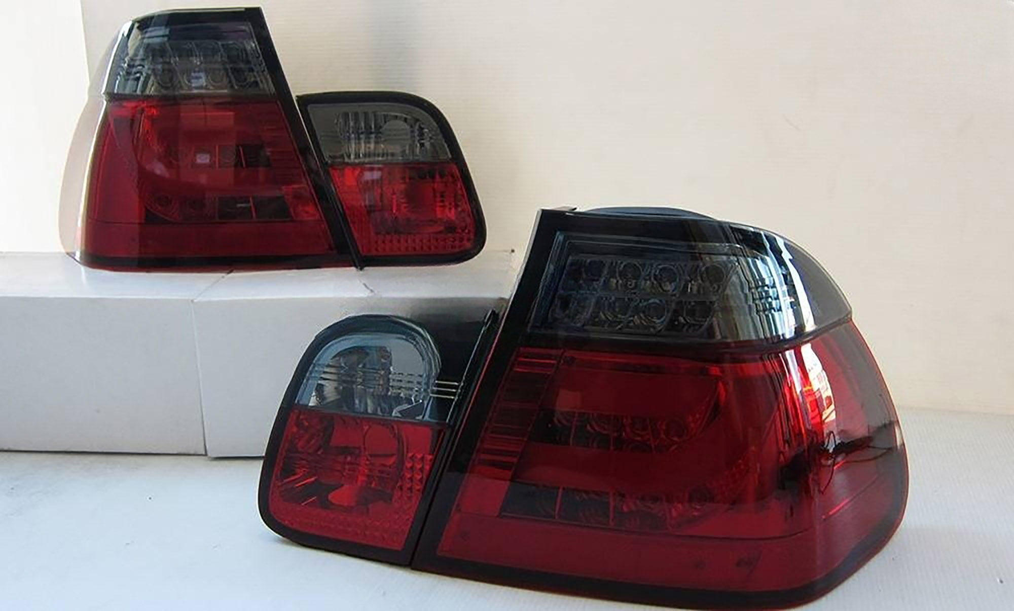 BMW 3 Serisi E46 Sedan Makyajlı (2001-2005) Dış Arka Stop Lambası Sol Beyaz Sinyalli
