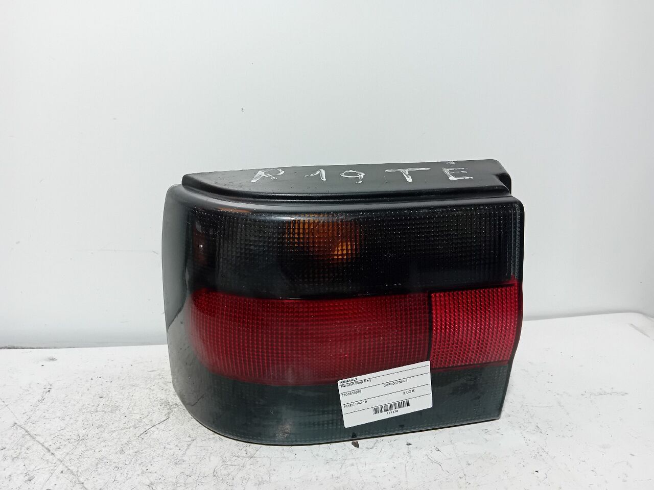 Renault Genel 2004 Sağ Stop Lambası