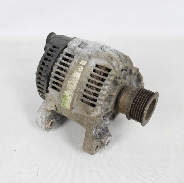 BMW 3 Serisi E36 Alternatör