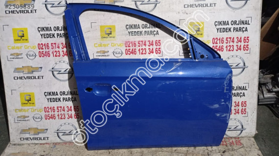 Opel Corsa 1.2 Sağ Ön Kapı
